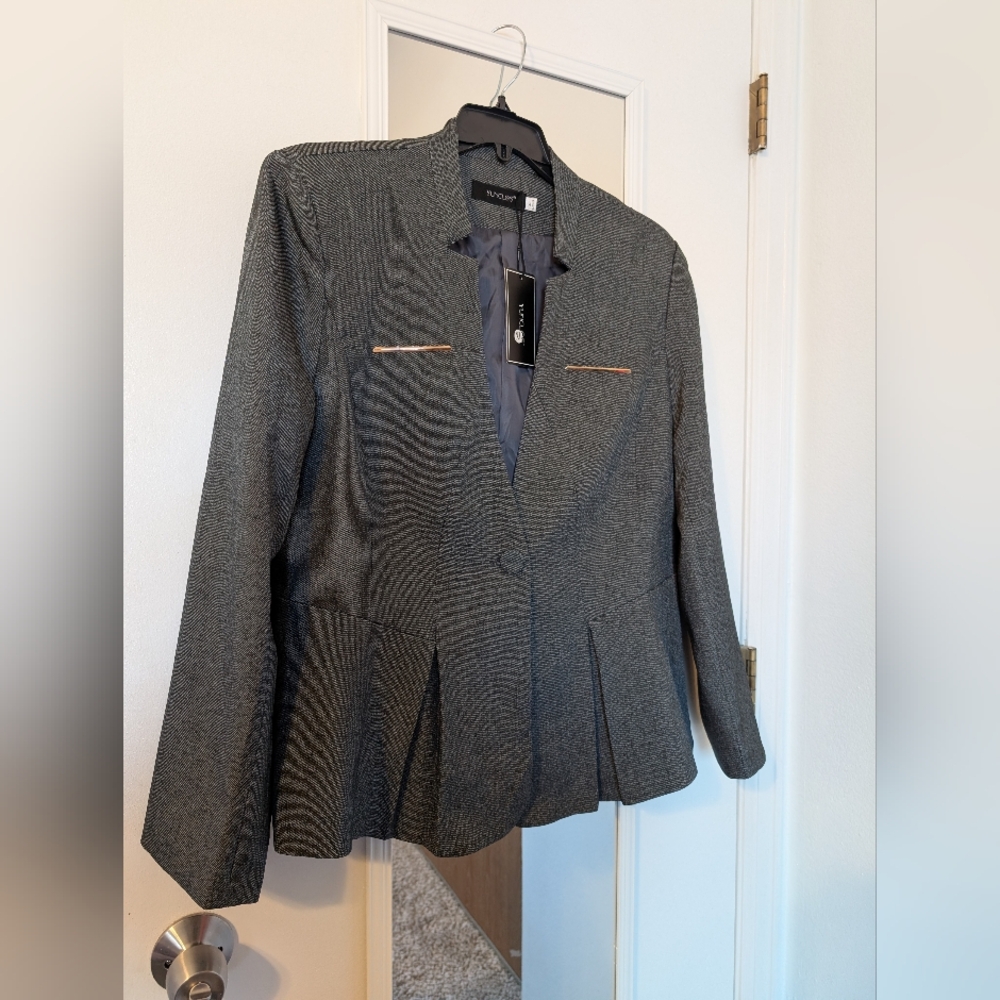 Yunckos Charcoal Blazer Size XL